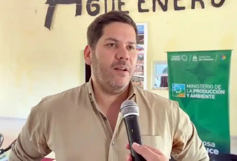 Reunión con productores del centro oeste provincial
para organizar un próximo remate de invernada