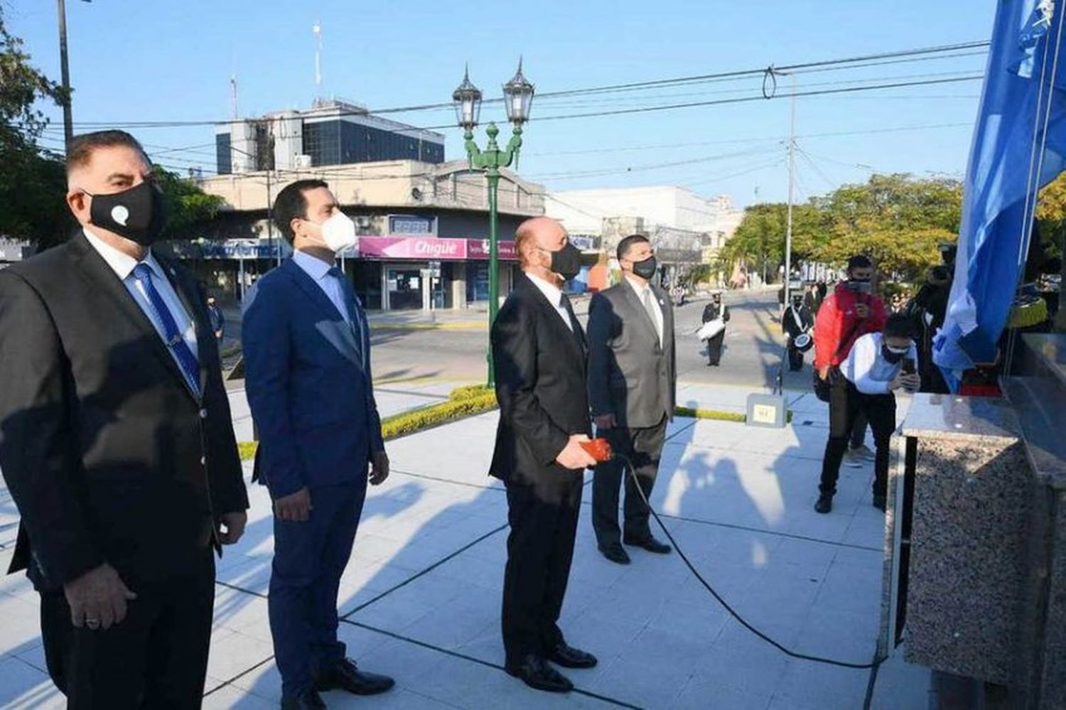 Insfrán encabezó el acto por el 205.º aniversario de la Independencia Nacional