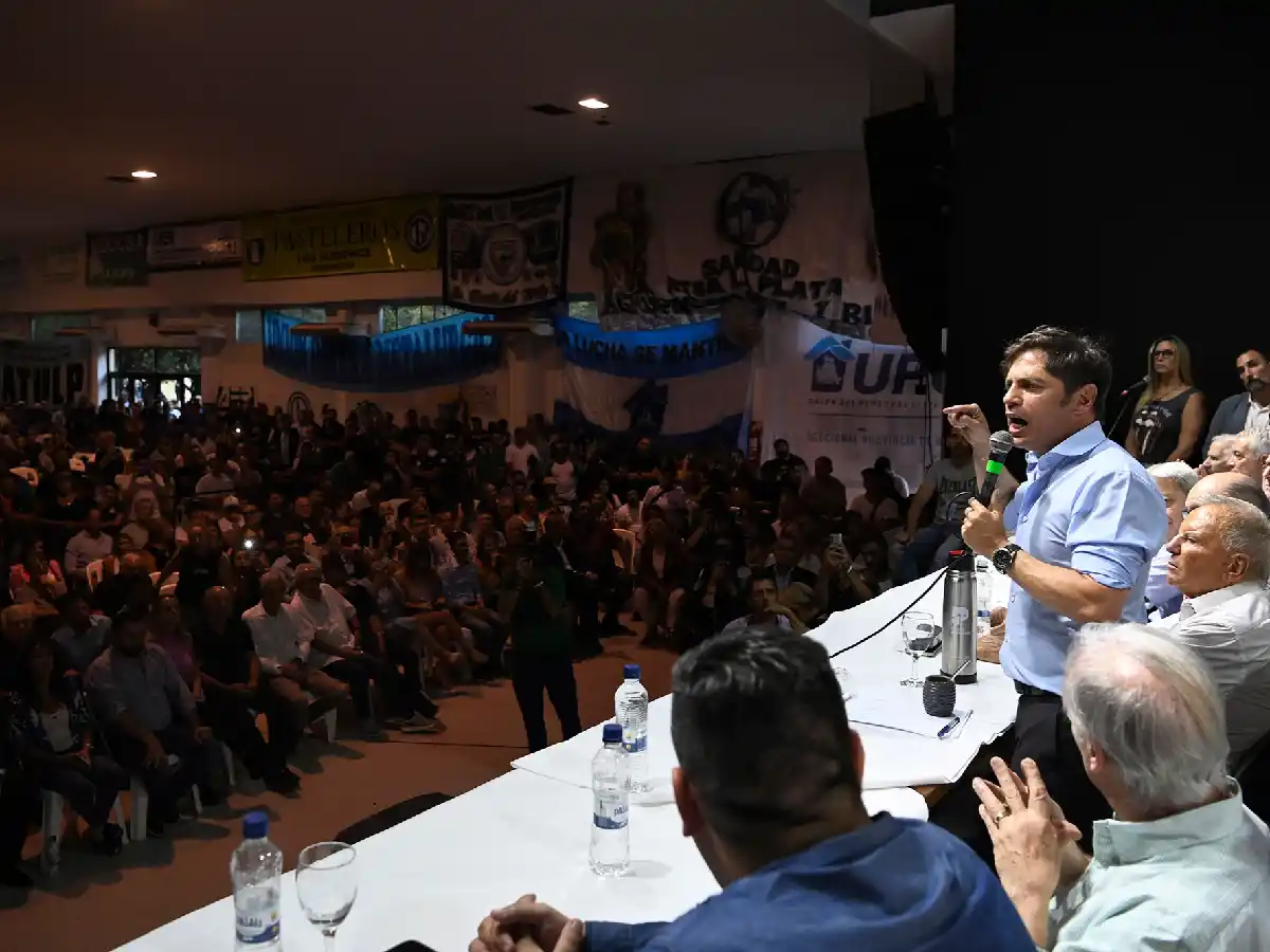 Kicillof se aferra a su reelección como Gobernador en medio de las presiones para que sea candidato a Presidente