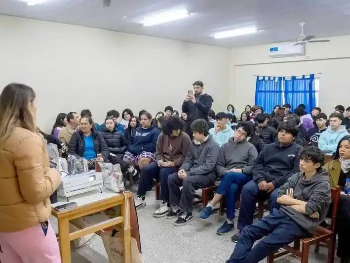 Estudiantes recibieron una charla 
de técnicos de la empresa Nutrifor