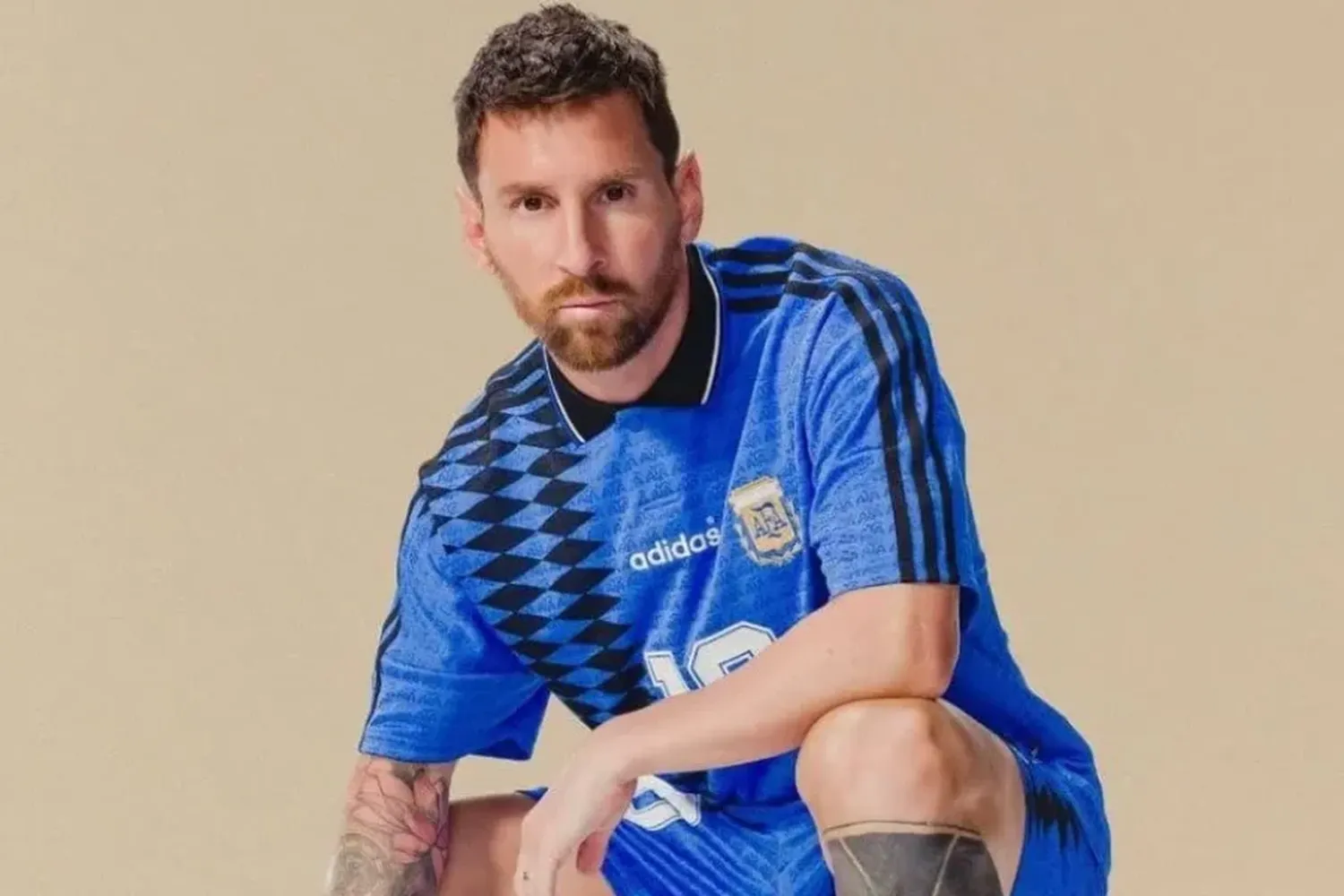 Se presentó la nueva colección retro de la Selección Argentina