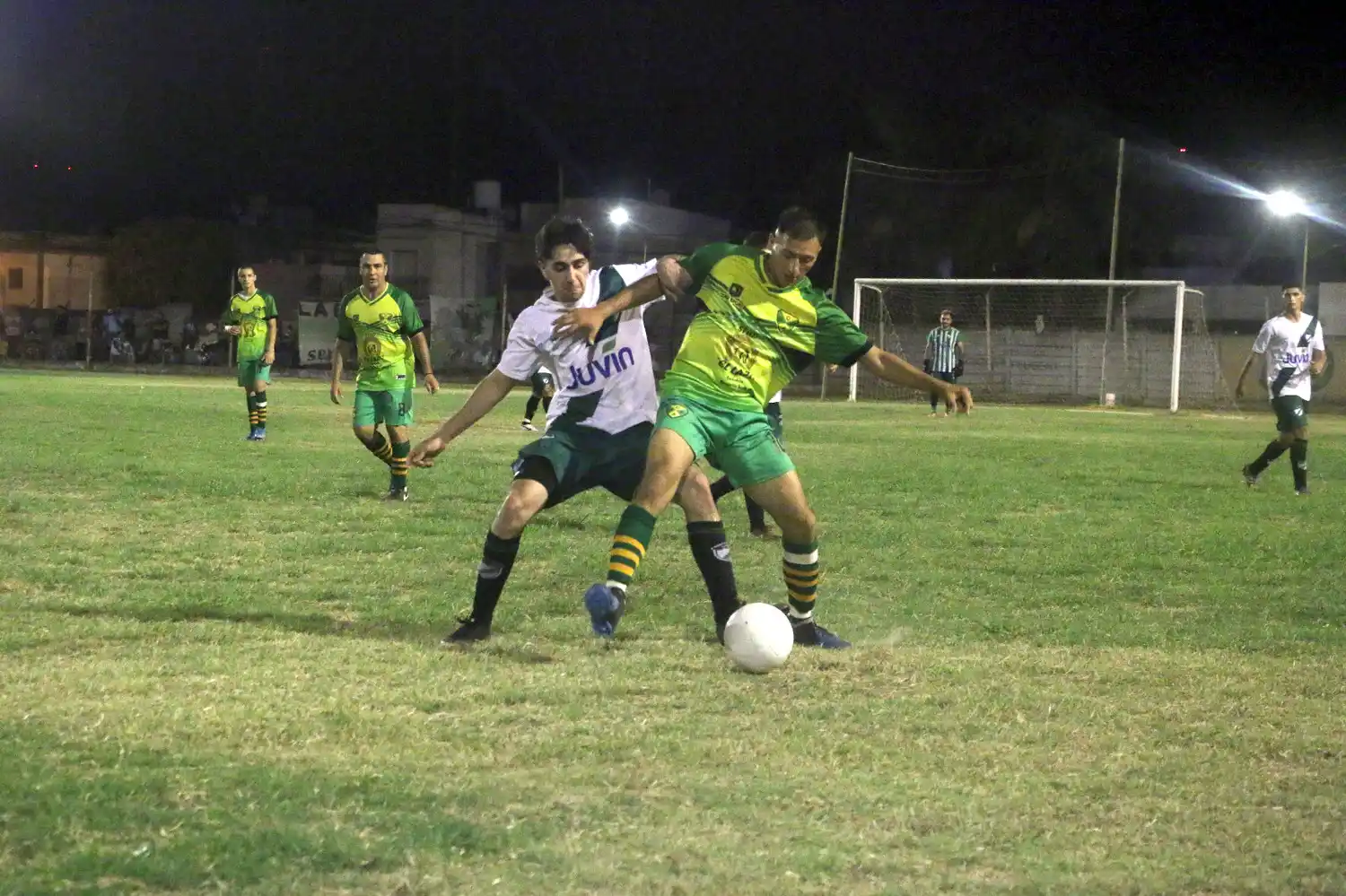 Fútbol Departamental: Este domingo comienza el torneo de la Primera B