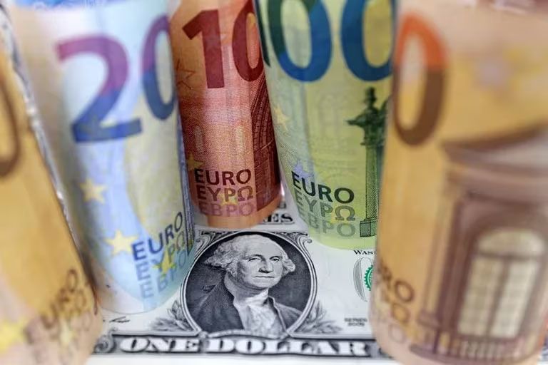 El Banco Central compró USD 164 millones en el mercado y se quedó con el 60 % de la oferta