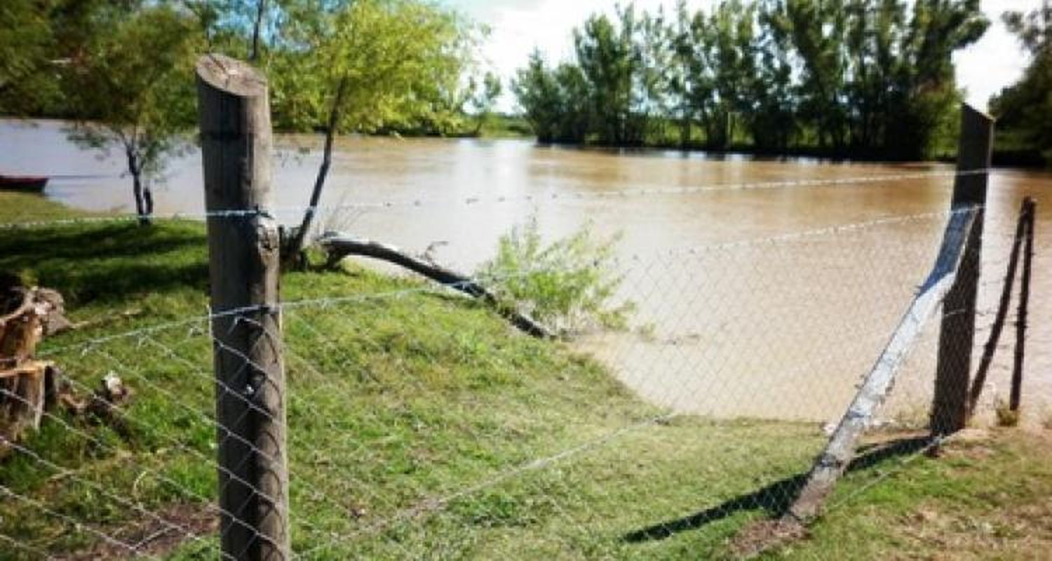 Piden que quiten el alambrado entre el Paseo Público II y Playa Mansa para que el acceso sea libre y gratuito