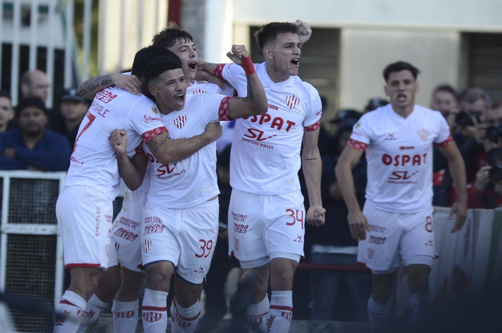 En un duelo de necesitados, Unión recibe a Independiente 