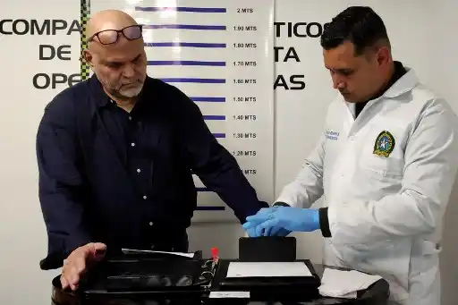 Le dan la libertad INMEDIATA a Salvatore Mancuso (+ Video)