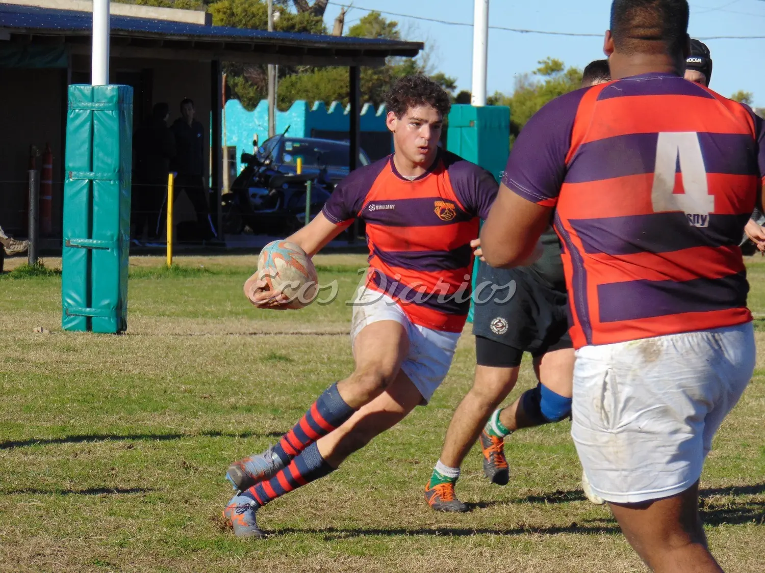 Valentín Liuzzi. En la previa a lo que luego fue su try, en favor de Náutico