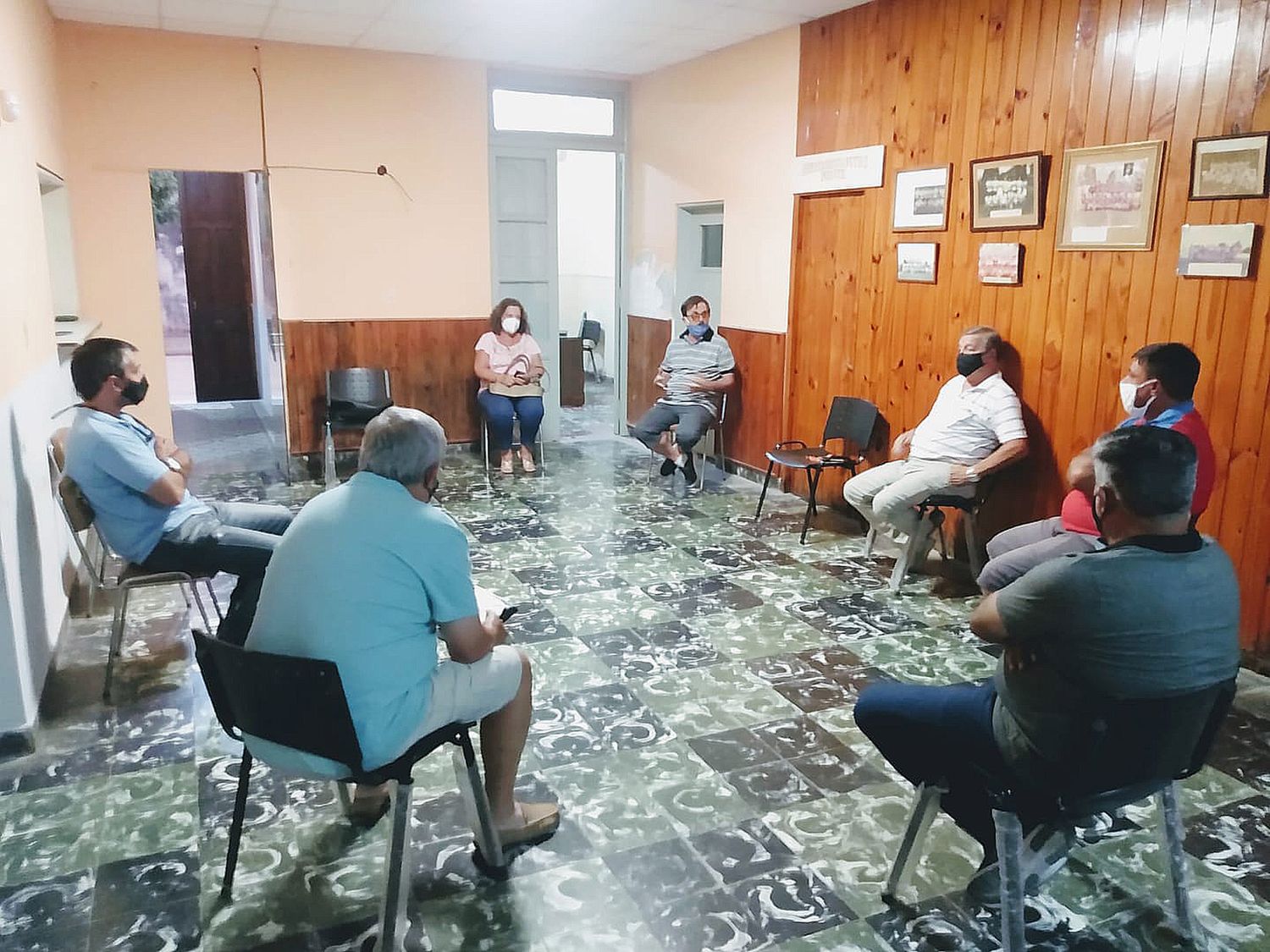 Fútbol Femenino: comenzaron las reuniones