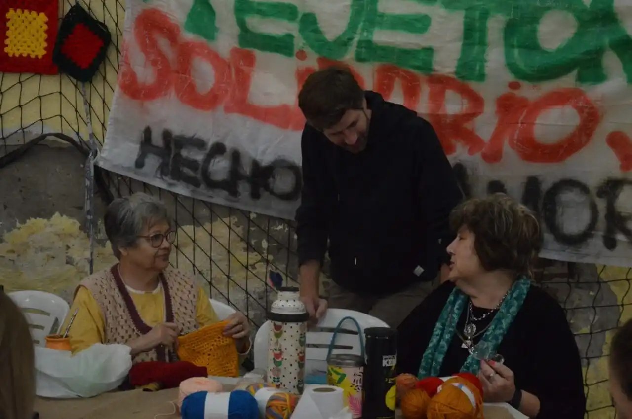 Venite al Parque incluyó clase de Pericón Nacional y Tejetón Solidario