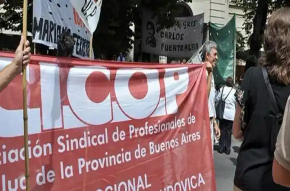 Médicos bonaerenses reclaman "medidas más drásticas" para bajar los contagios