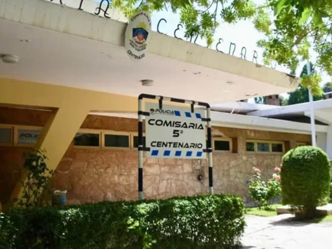 El motín ocurrió en la Comisaría 5° de la localidad Centenario de Neuquén. (Foto: gentileza LM Neuquen).