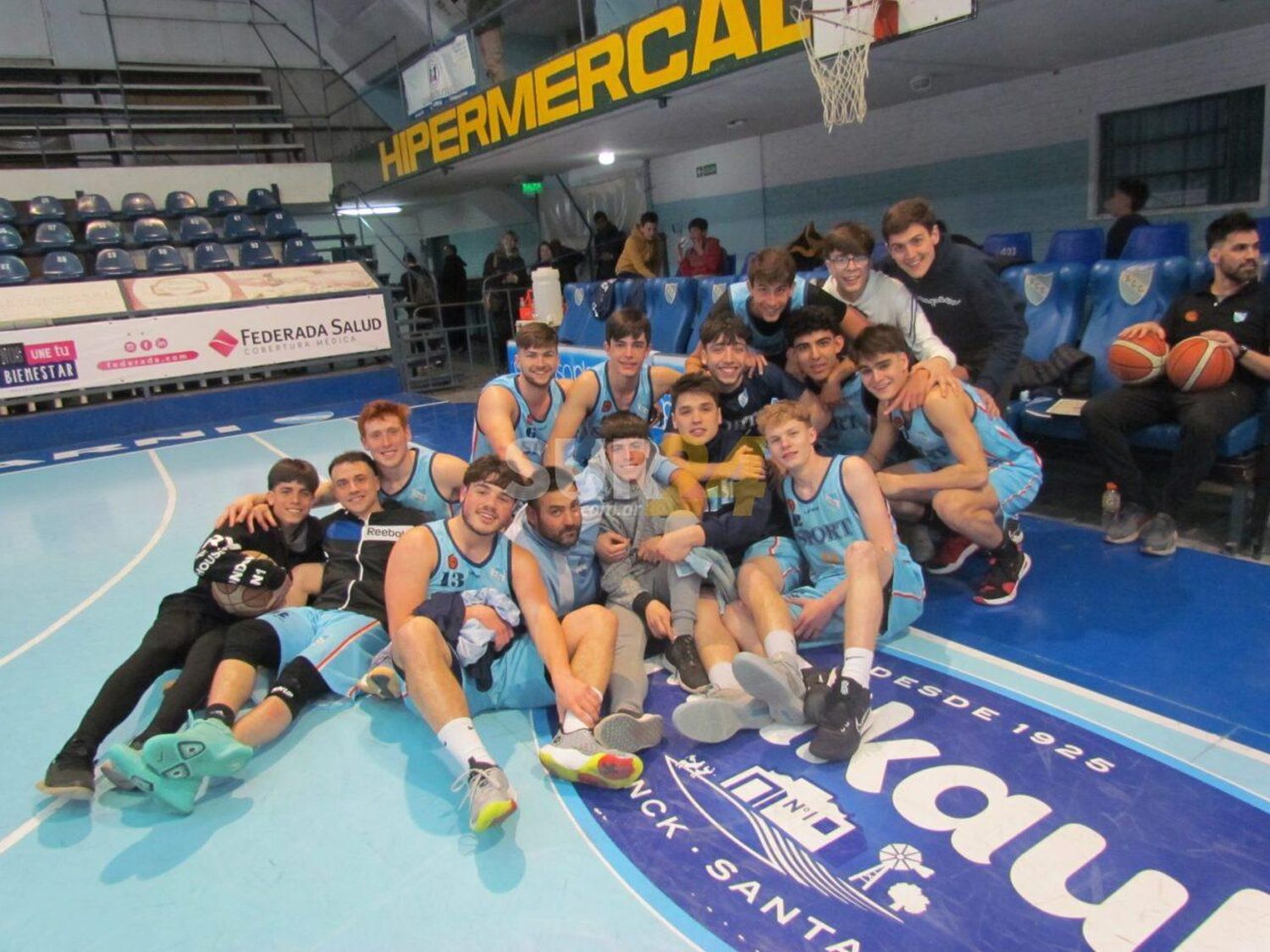 Atenas no pudo cortar el invicto de Sport Club