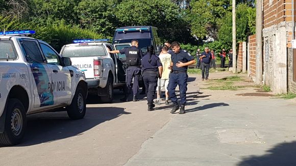 Con perros de Policía Federal, nuevo rastrillaje por el asesinato de Felipe Frías