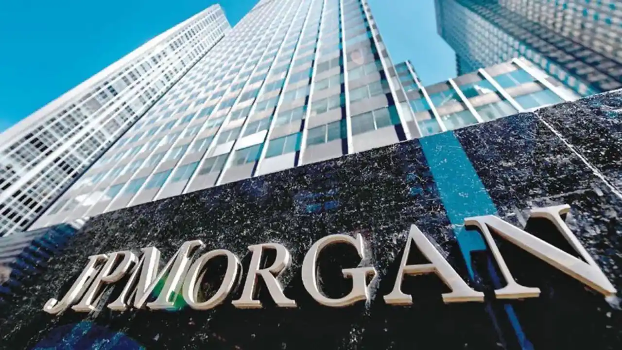 JP Morgan mantiene su postura optimista frente a la Argentina y recomienda invertir en acciones