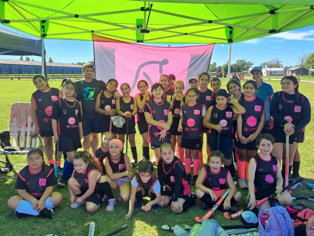 Deporte. Jornada de hockey en San Manuel