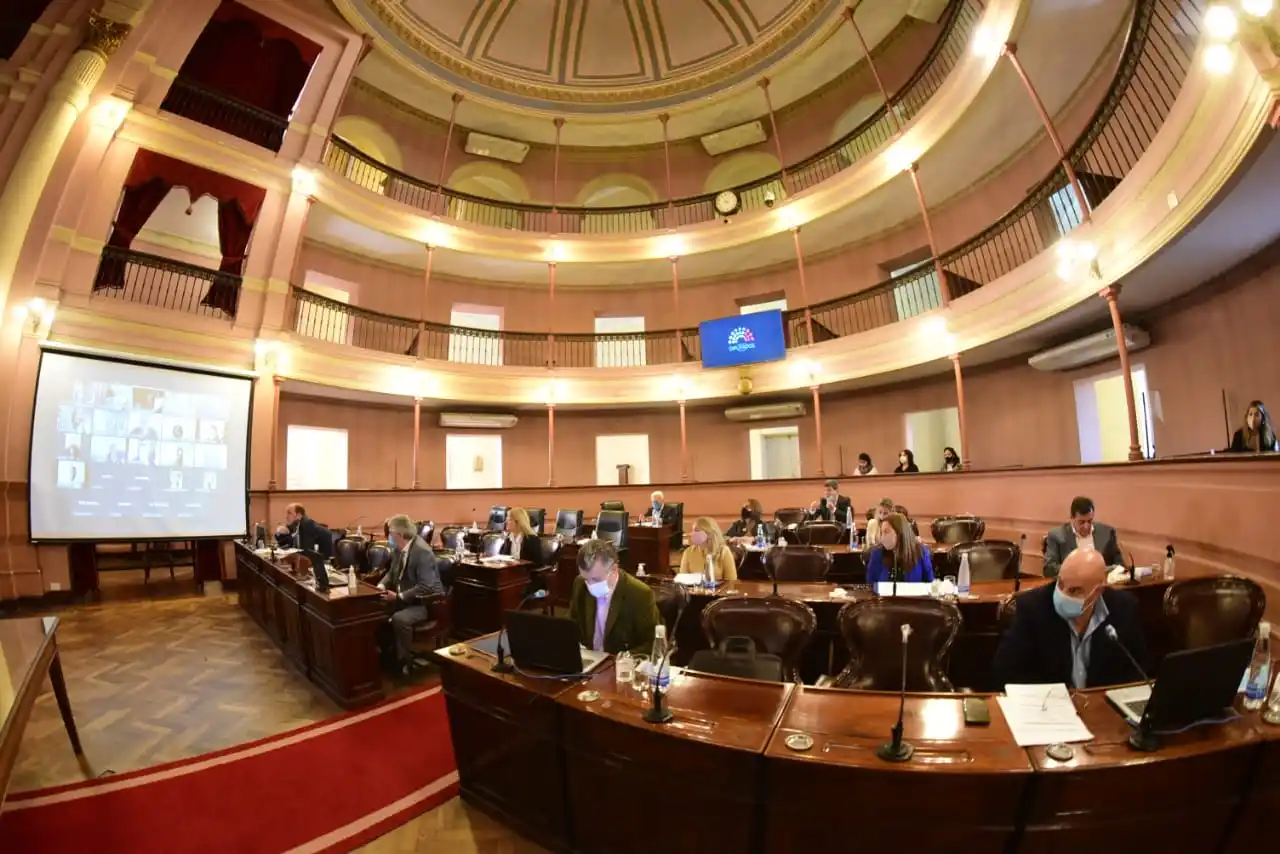 Un proyecto de ley busca ampliar la democratización del sistema de justicia