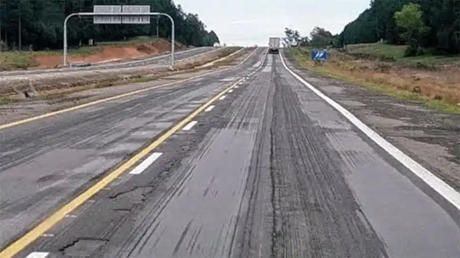 El vocero de Caminos del Río Uruguay echó responsabilidades a Vialidad Nacional y dijo que la concesión podría renovarse