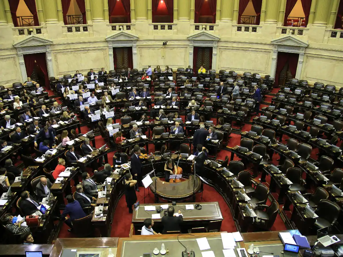 Presentan un proyecto para declarar feriado nacional el 23 de agosto por el Éxodo Jujeño