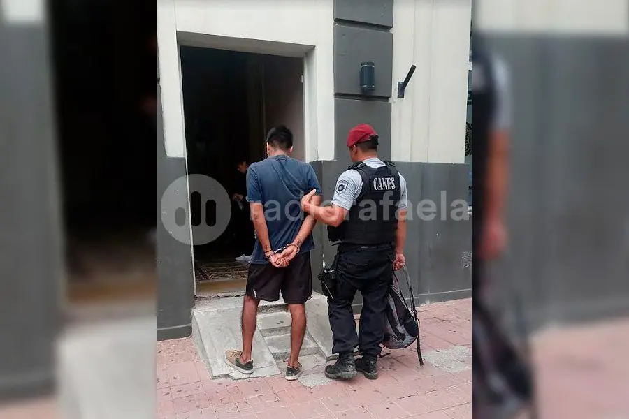 Intentó robar en “El Hiper”, pero lo vieron por las cámaras: terminó detenido