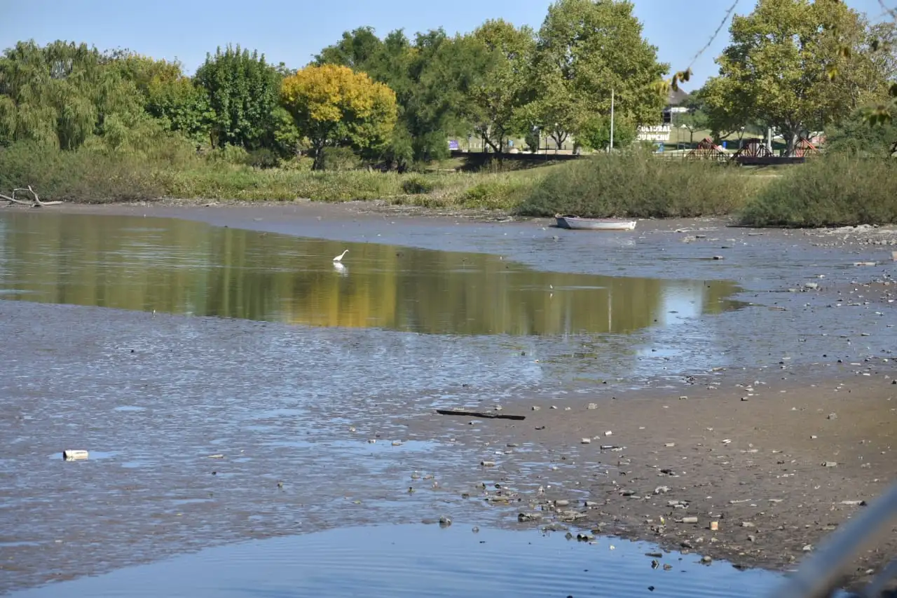 La bajante del río en catorce impactantes fotos