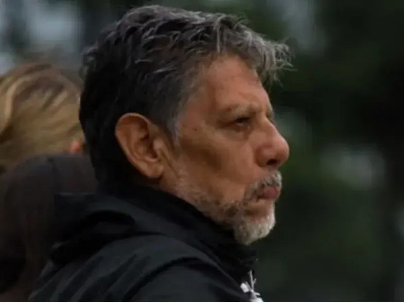 El dt de hockey Cacho Asensio detenido por abuso sexual a adolescentes.