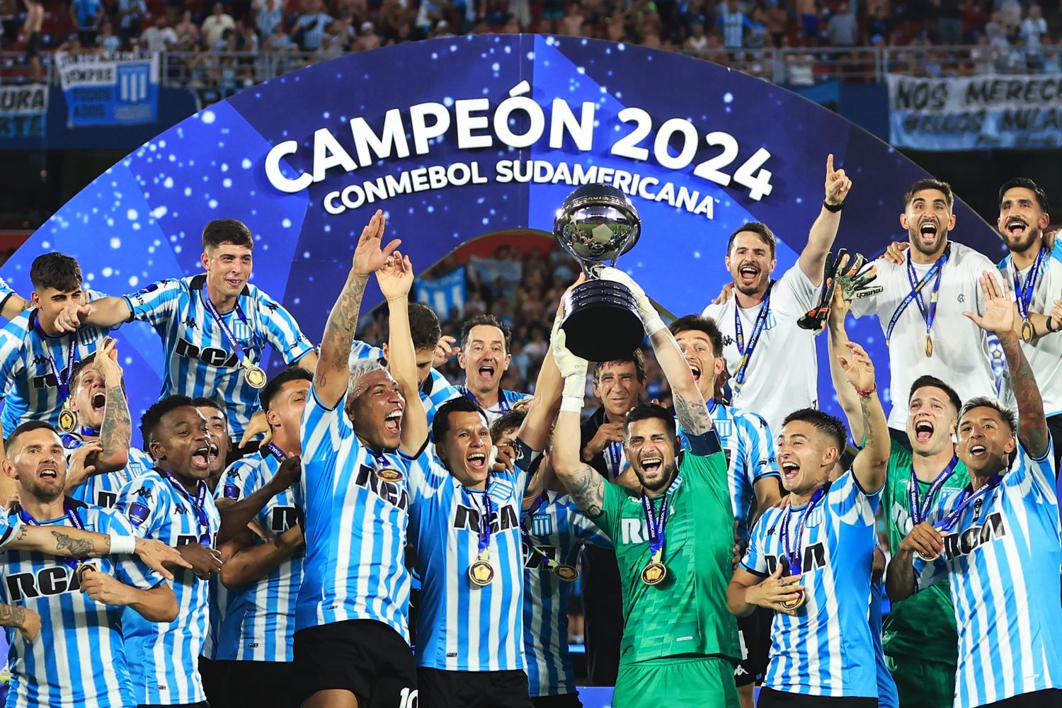Racing y Botafogo tienen fechas de la Recopa
