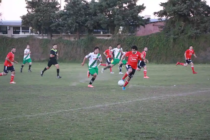 Independiente derrotó con autoridad a Pueblo Nuevo