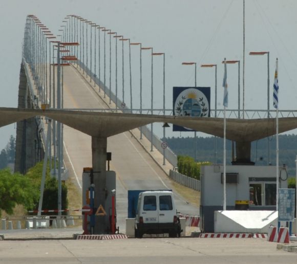 Desde la Aduana de Uruguay sostienen que será "imposible" controlar las fronteras