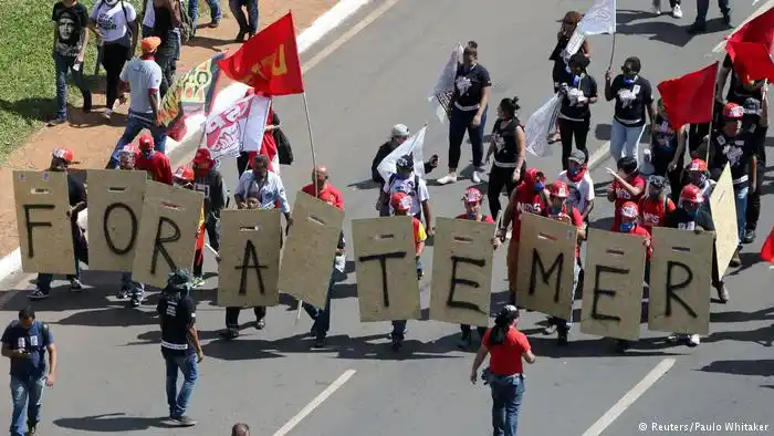 Miles de manifestantes protestan en Río contra Temer