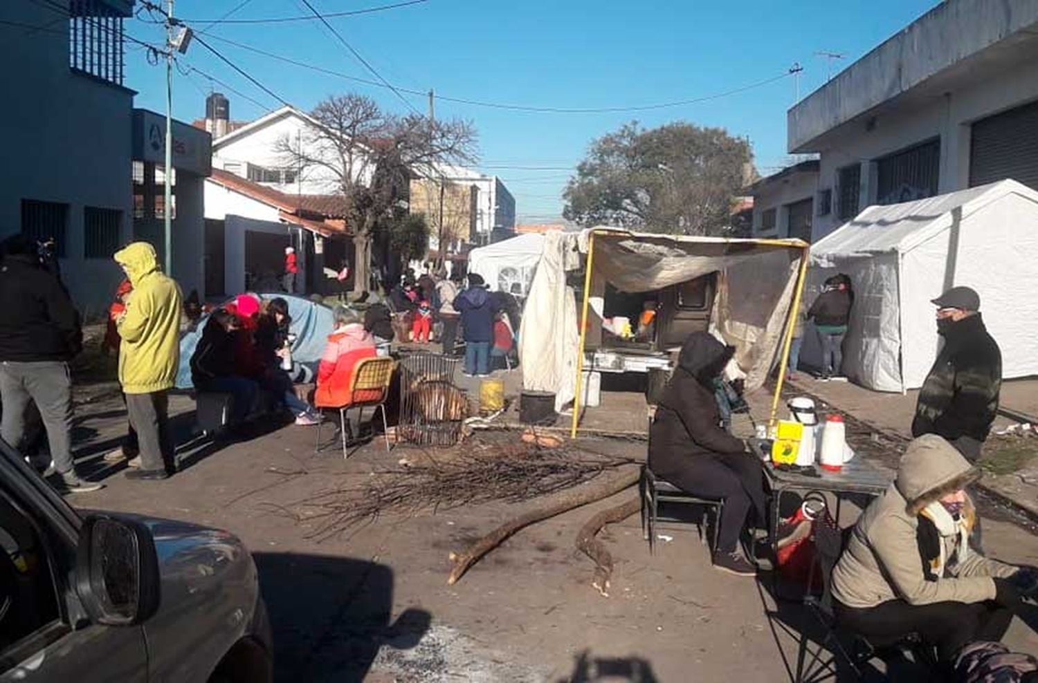 El Frente Piquetero se instaló en las puertas de Calidad de Vida