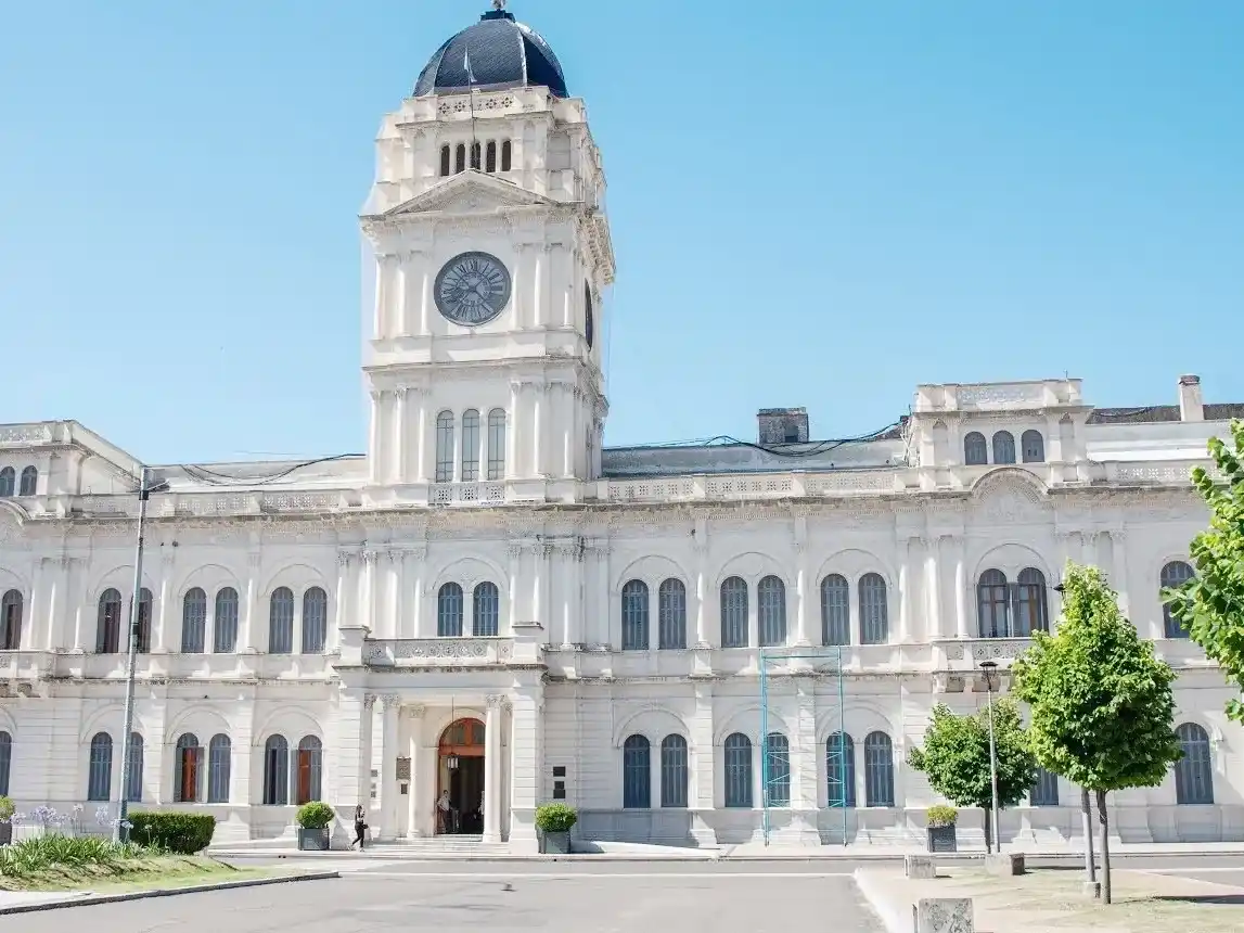 Este sábado 1 de agosto comenzará el cronograma de pagos para la administración pública provincial