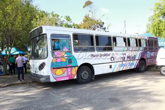 La Oficina Móvil llega al Polideportivo