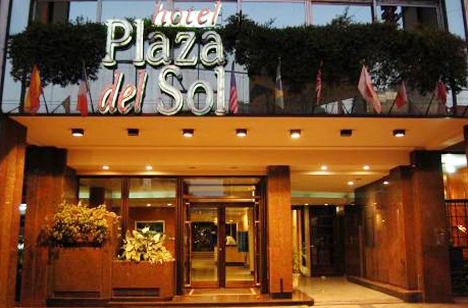 Por la crisis la mayoría de los hoteles de Rosario están a la venta
