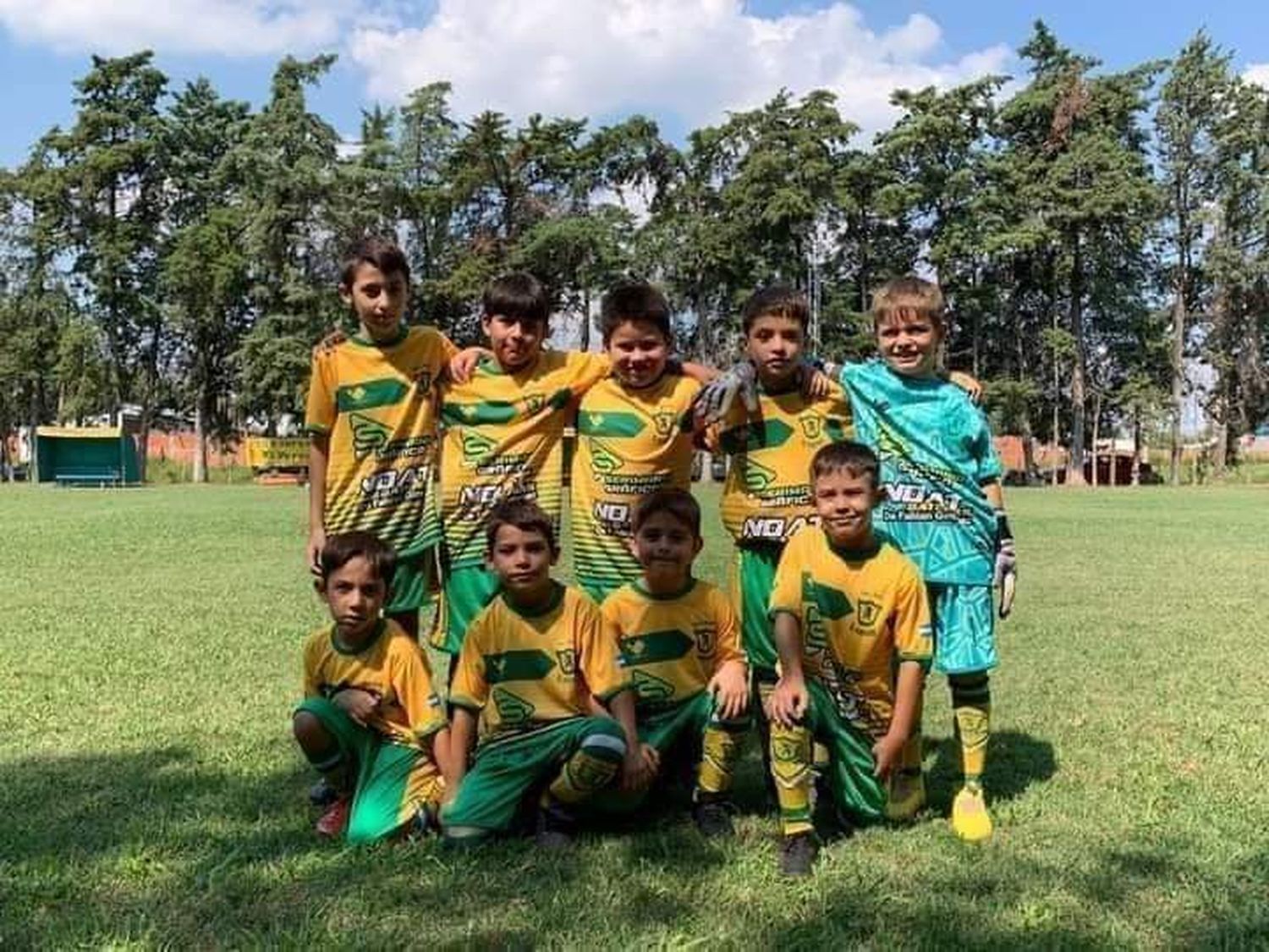 Felicitan a la categoría 2015 del club El Porvenir