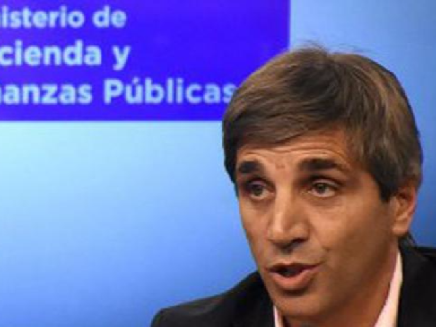 El Gobierno amplió este jueves la deuda externa 