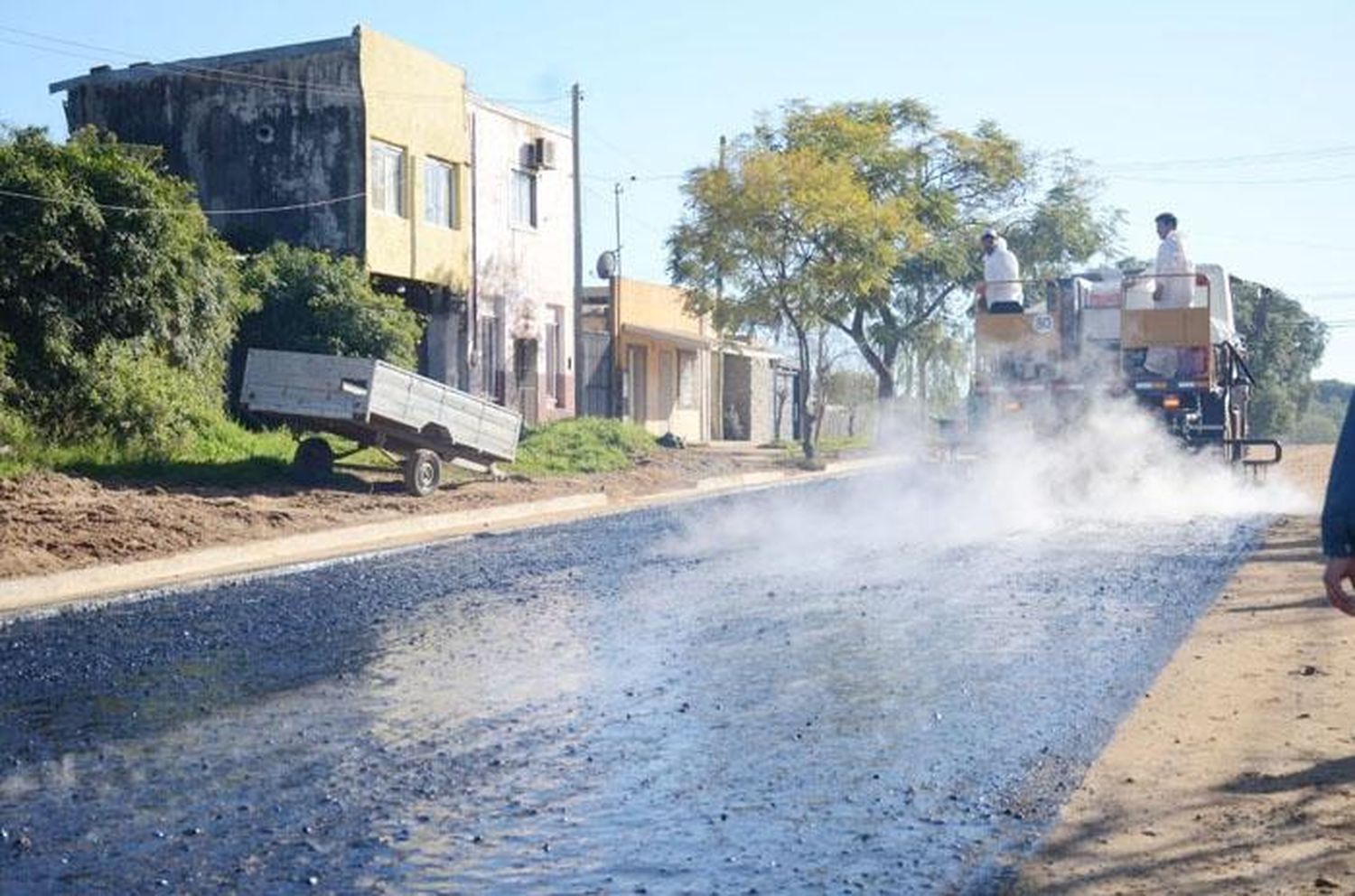 Cresto y Francolini anunciaron la pavimentación de 75 cuadras más 