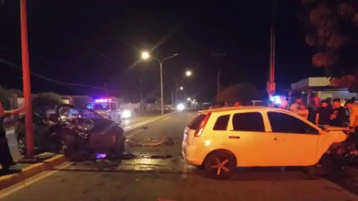 EN UN DESCUIDO DE SU MAMÁ: niño de 10 años manejó el carro de su padre y atropelló a una persona en Zulia