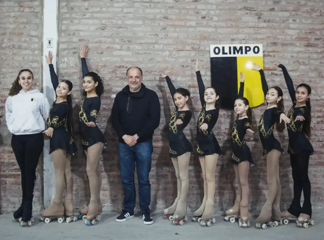 Orgullo tresarroyense: patinadoras de la Escuela de Patín Artístico Olimpo representarán a Tres Arroyos en la Copa Roberto Rodríguez
