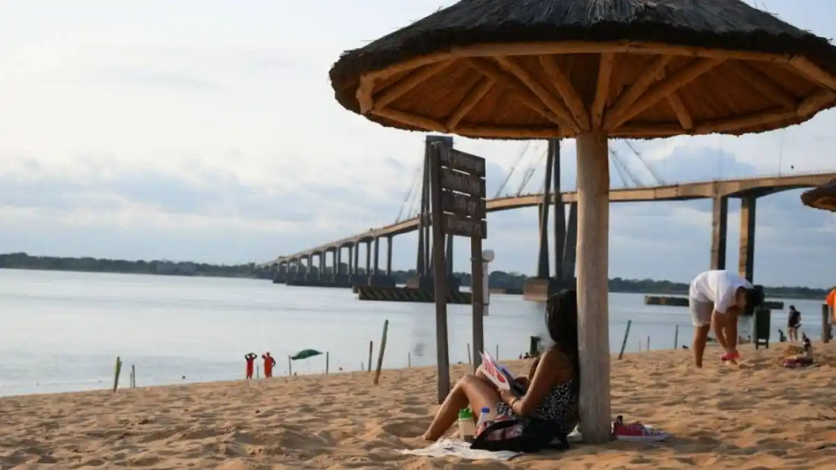 Corrientes exige el pase sanitario para ingresar a playas y comercios