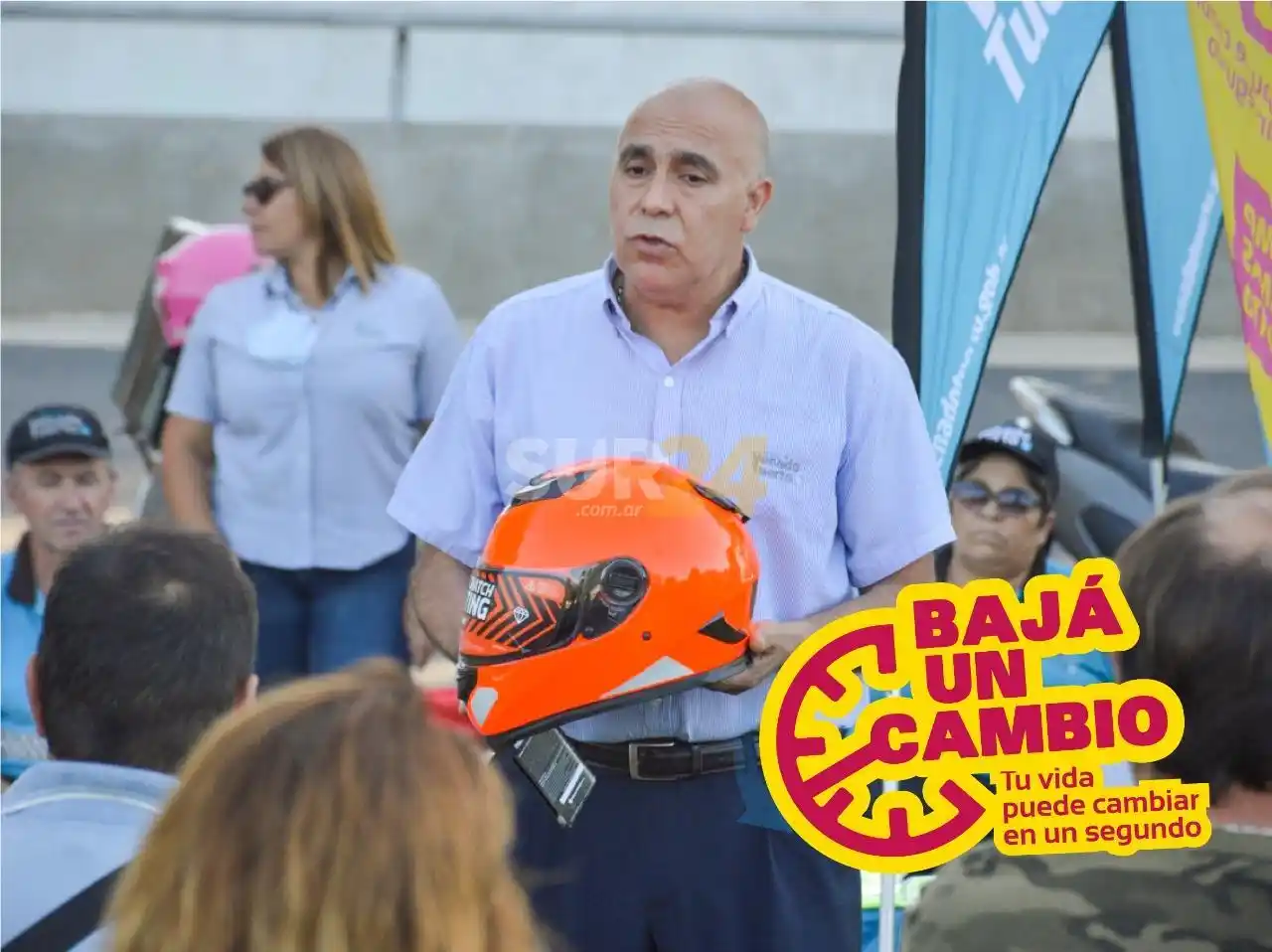 El Gobierno venadense hizo entrega de cascos a cadetes registrados