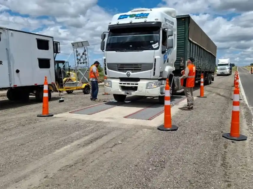 Habrá control de peso en rutas para el transporte de cargas