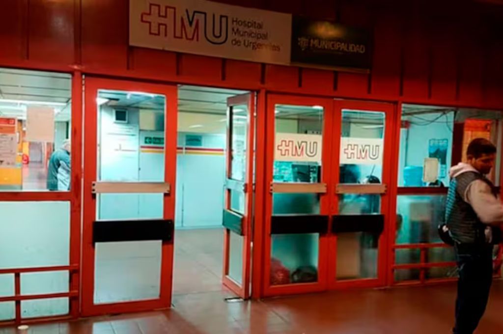 Mujer policía grave tras ser atropellada
