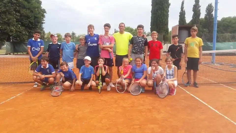 Los chicos abrieron su calendario deportivo