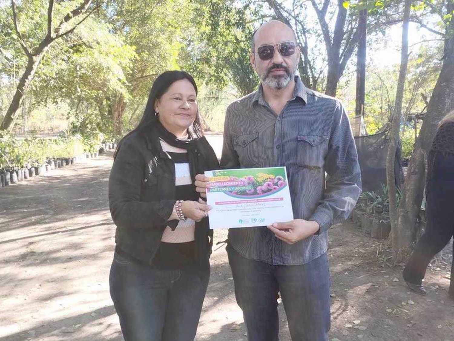 Premiaron a los ganadores del concurso 
Embellecimiento de Parterres y Jardines