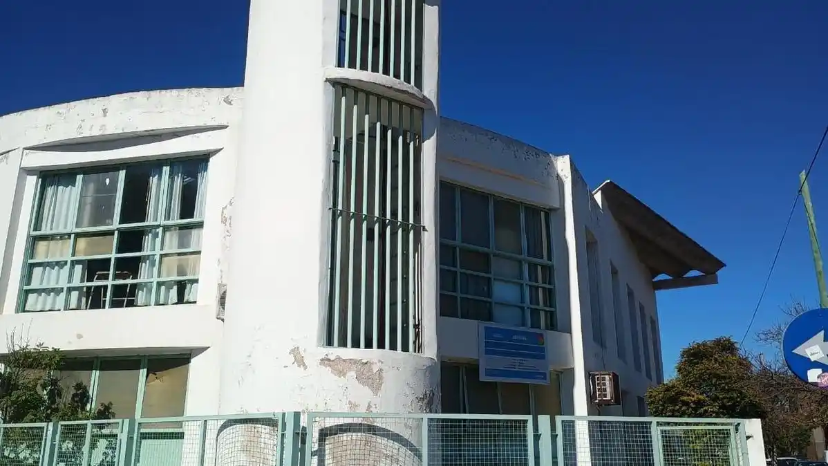 El IPEM 204, en barrio Centroamérica. (Foto: Cadena 3)