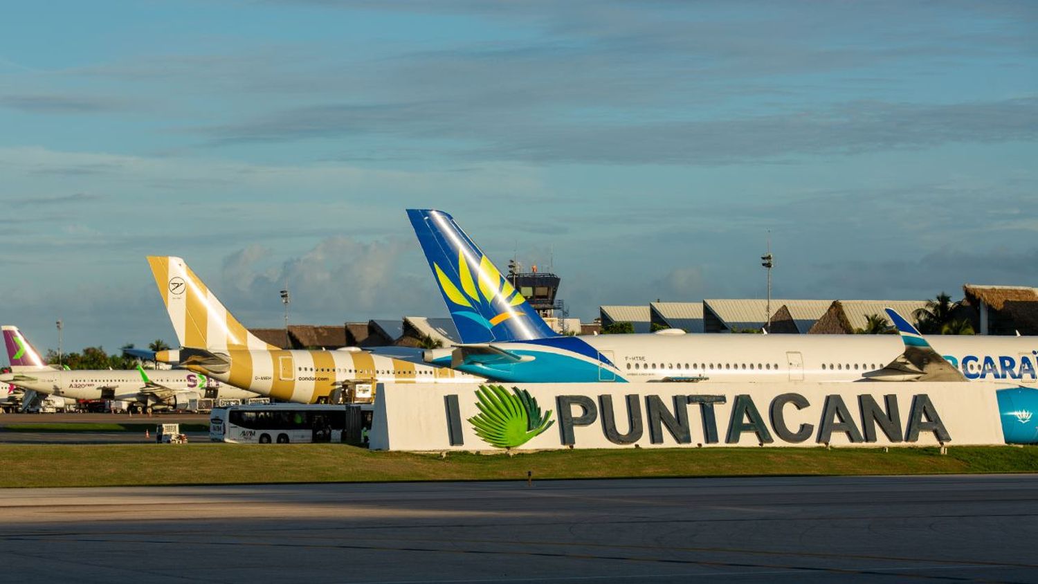 Grupo Puntacana y FL Technics desarrollan centro logístico para MRO en República Dominicana