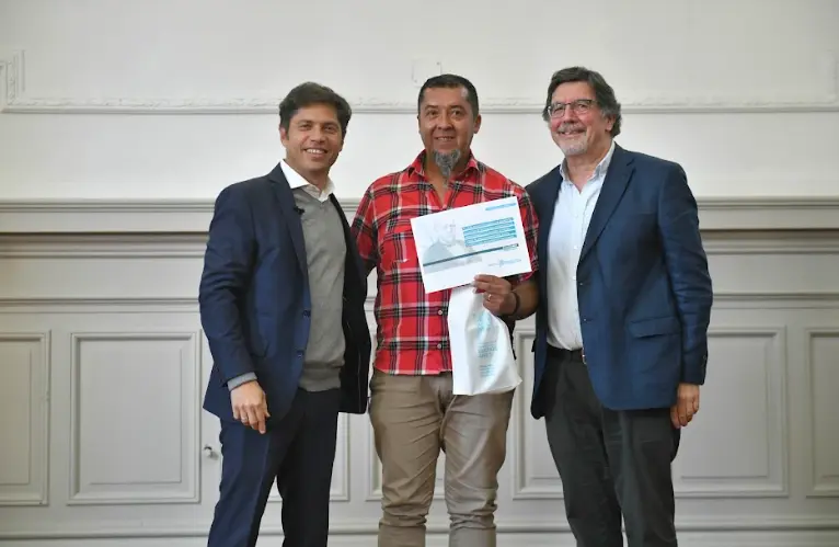 Kicillof por el Día del Maestro: "La comunidad educativa hizo durante la pandemia una muestra heroica de coraje"