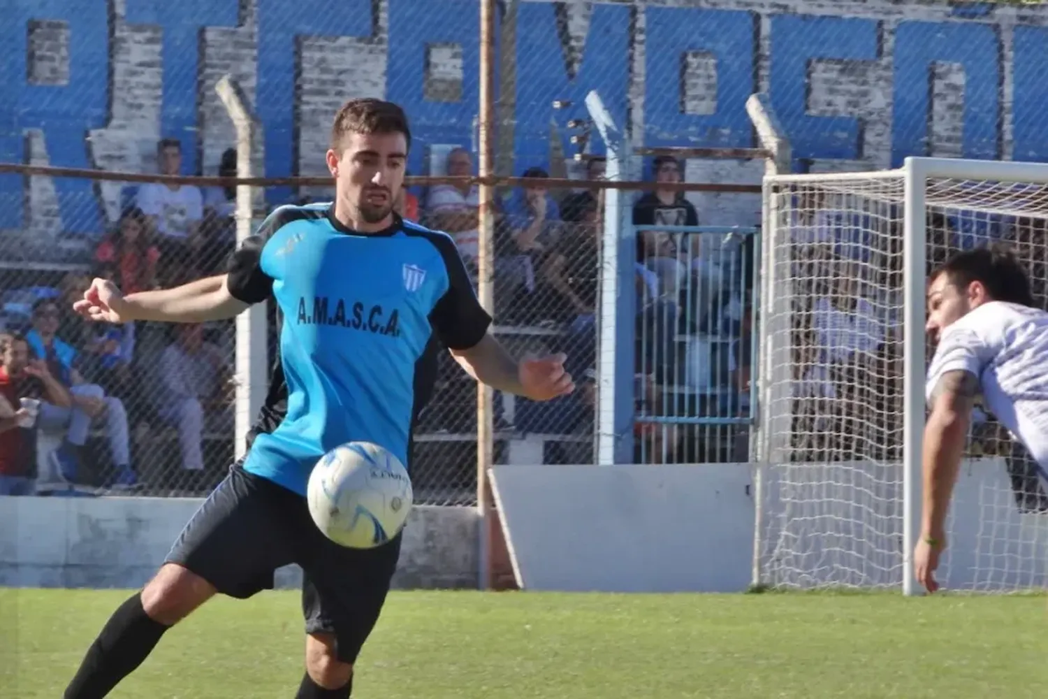 Sigue evolucionando Flavio, el joven jugador de la región herido tras un fuerte choque de cabezas en un partido