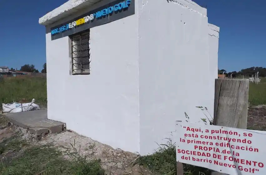 “Guantes solidarios” en el barrio Nuevo Golf, a beneficio de 14 comedores