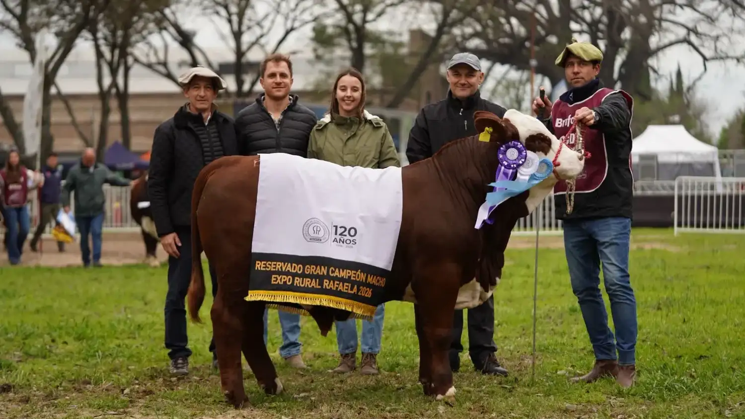Braford hizo su primera jura oficial en la ExpoRural de Rafaela y apuesta a seguir creciendo en la región - 5